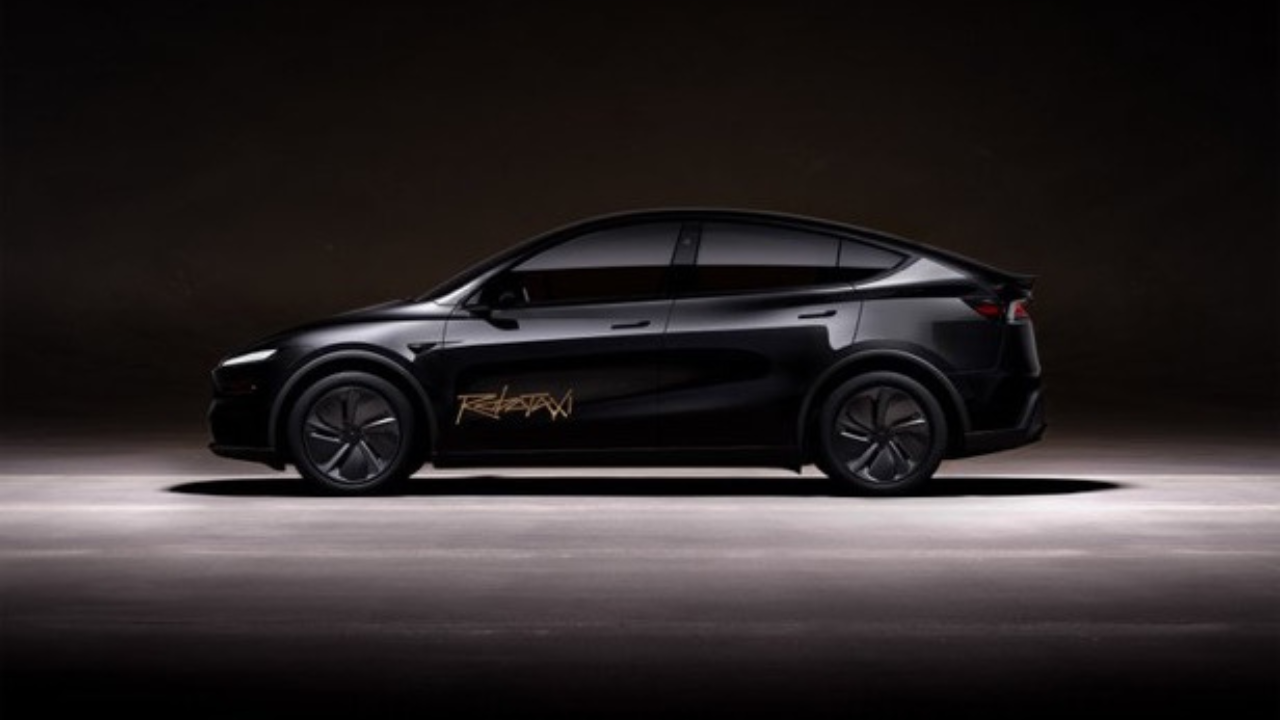 Imagem de carro que será usado para os táxis robôs da Tesla |
reprodução//X/@robotaxi