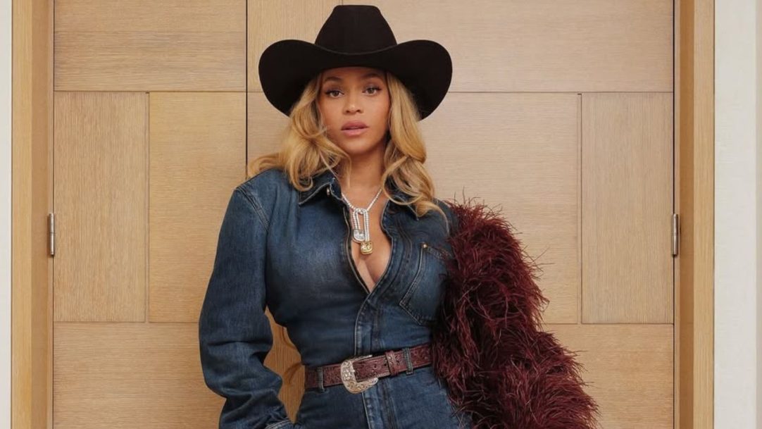 Beyoncé agita Paris com o estilo western durante a turnê “CowboyCarter”