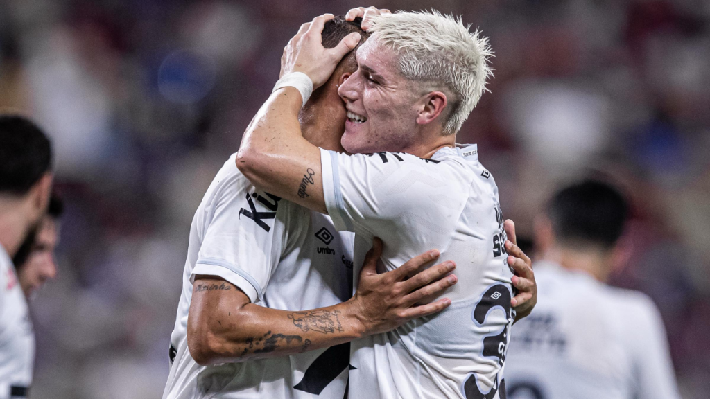 Santos vence o Fortaleza em jogo emocionante e deixa o Z-4