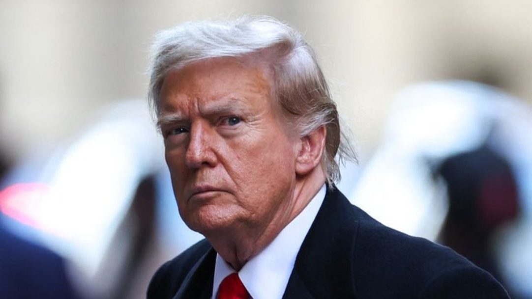 Trump diz que Irã não retirou material nuclear das instalações bombardeadas