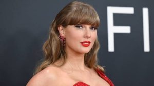 Taylor Swift anuncia novo álbum e celebra conquista histórica na carreira