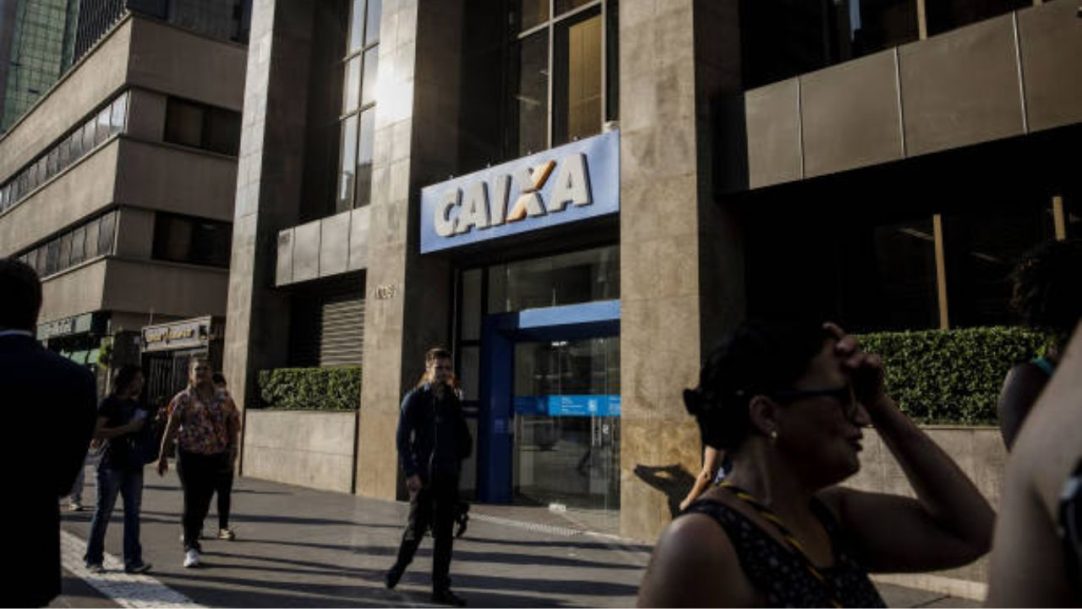 Clientes da Caixa enfrentam problemas com PIX