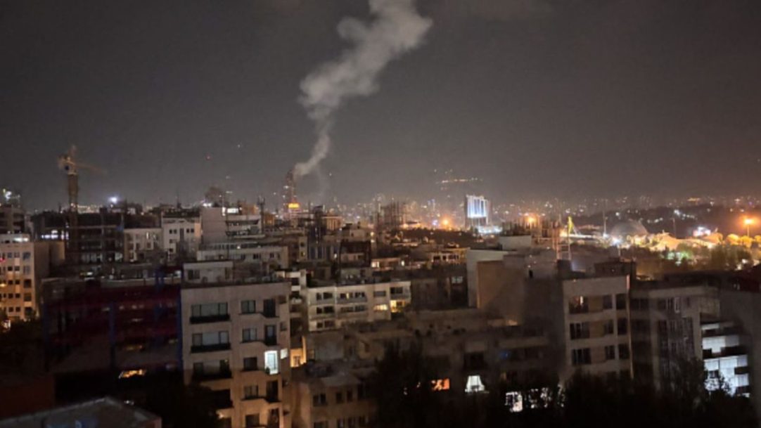 Israel transfere 13 autoridades brasileiras para a Jordânia em meio à tensão com Irã