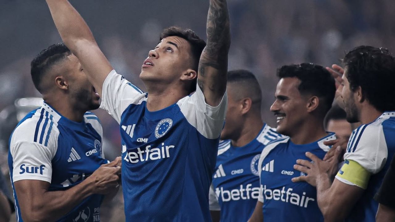 Cruzeiro comemora vitória sobre o Palmeiras | Reprodução/Instagram/@cruzeiro