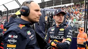 Verstappen e engenheiro reprovam atitude de Russell no Canadá