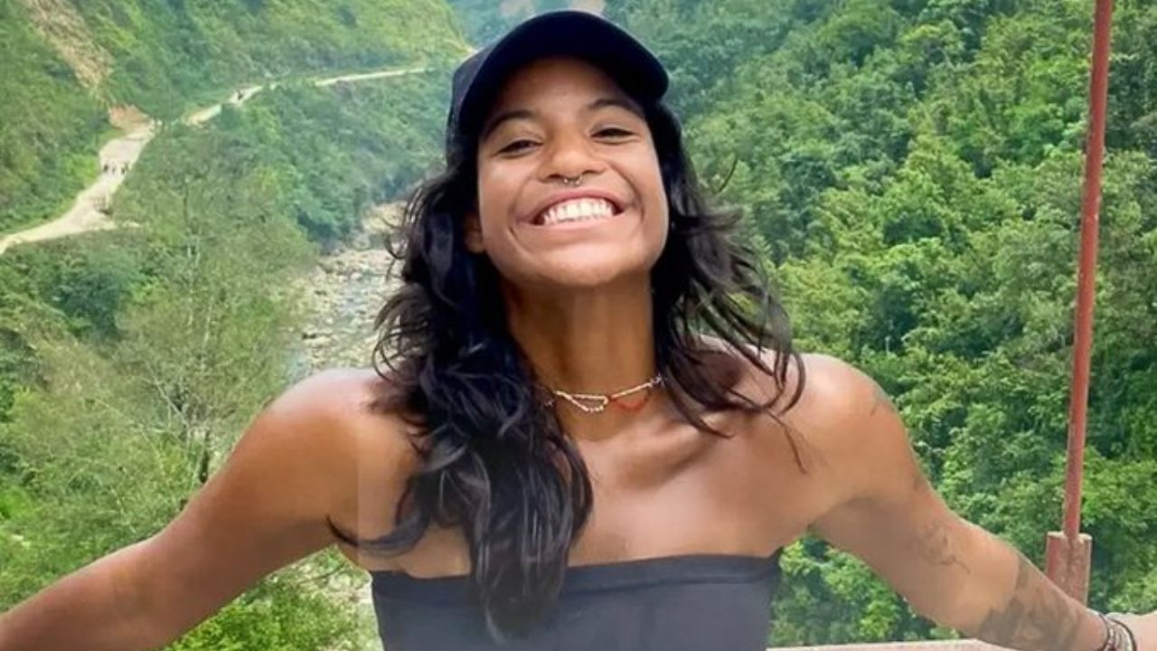 Juliana Marins durante sua viagem para a Indonésia | Reprodução/X/@rennatodutra