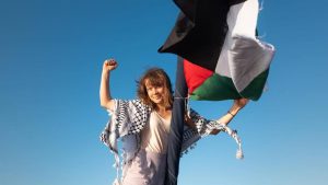 Embarcação de Greta Thunberg com destino a Gaza é interceptada por Israel