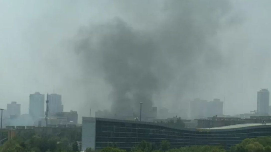 Israel intensifica ataques contra Irã e atinge central nuclear de Fordow e alvos militares em Teerã