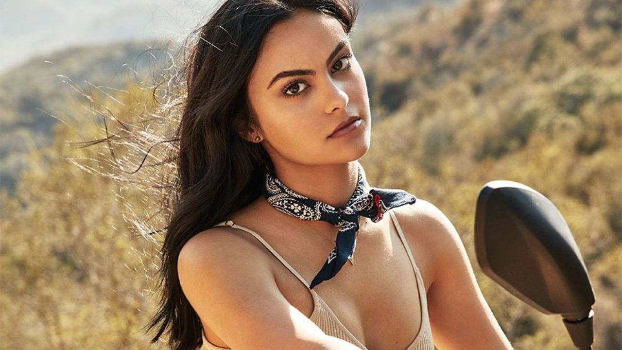 Camila Mendes | Reprodução/X/@popcrave