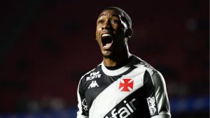 Vasco vence São Paulo com atuação de gala de Rayan