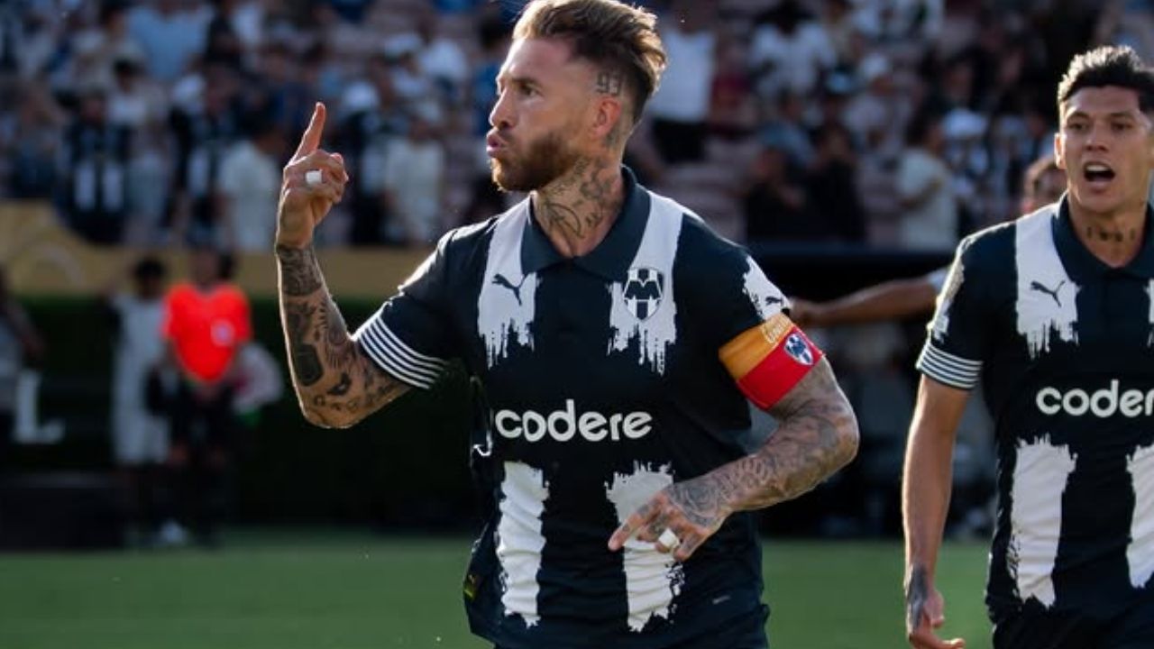 Sérgio Ramos marca para os Rayados que vão em busca da classificação | (Foto: Reprodução/Instagram/@Rayados)