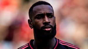 Gerson volta ao Flamengo para o Mundial em meio a interesse do Zenit