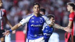 Kaio Jorge é eleito o melhor jogador do mês de maio no Brasileirão 