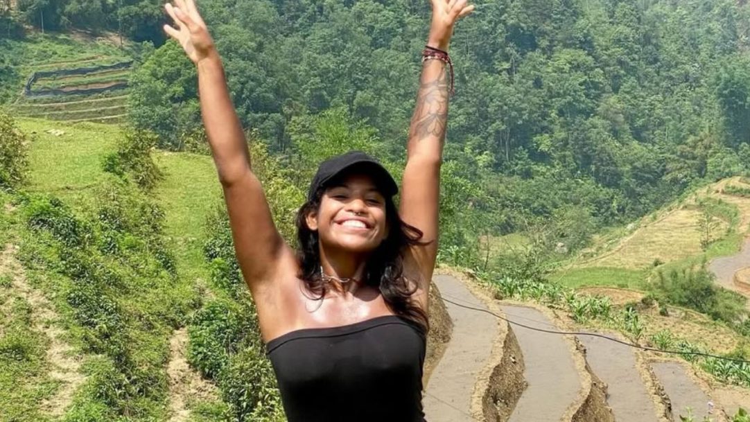 Buscas por Juliana, brasileira presa em vulcão, ganham apoio de alpinistas