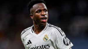 Ídolo argentino critica comportamento de Vini Jr