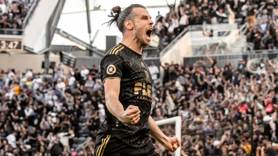 Aposentado, o ex jogador Gareth Bale negocia compra de clube na Inglaterra