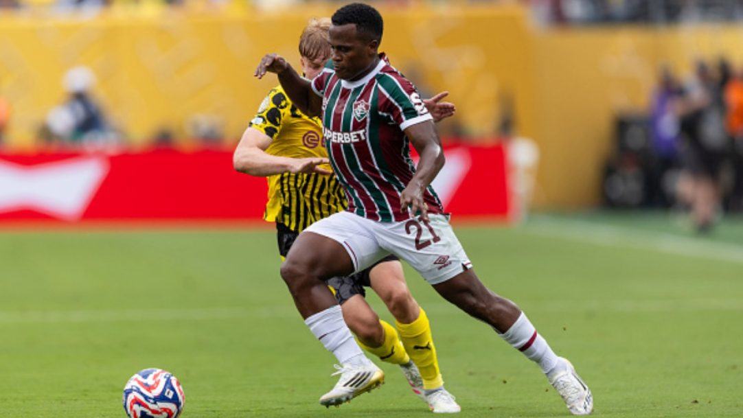 Sem acordo, saída de Jhon Arias segue incerta no Fluminense