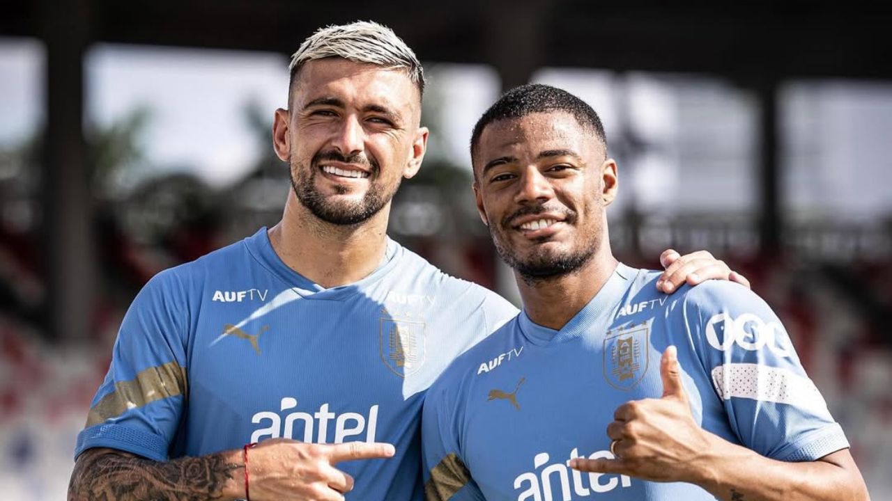 Arrascaeta e De la Cruz em treino da seleção uruguaia | Reprodução/Instagram/@g10dearrascaeta