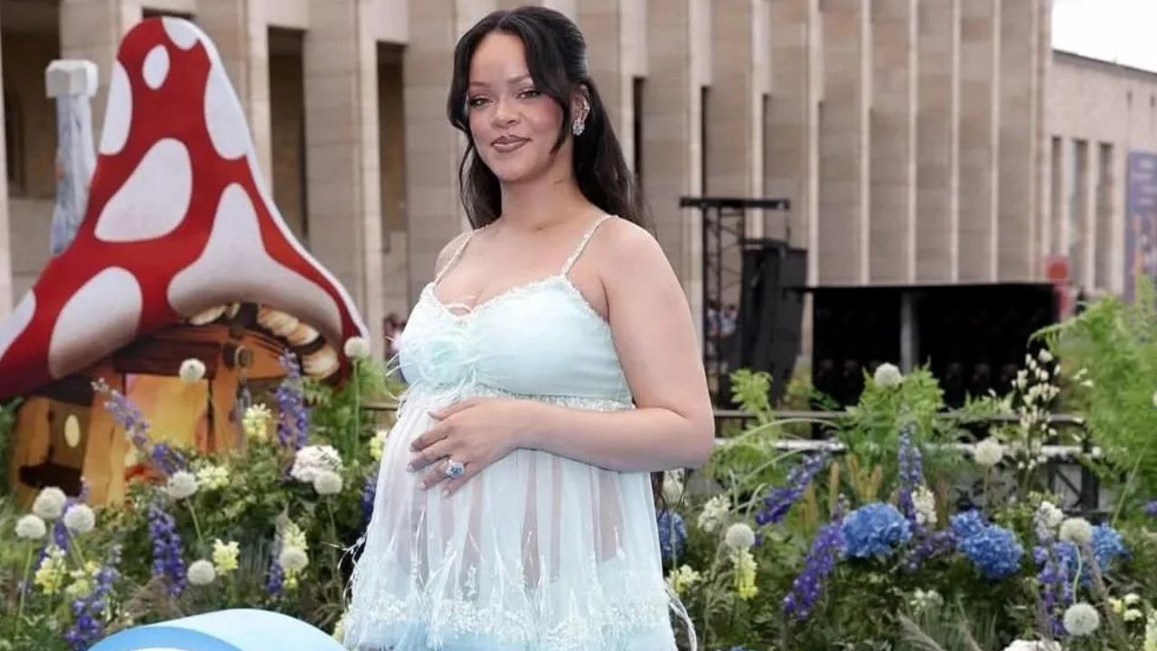 Rihanna no evento de pré-estreia de "Smurfs" I Reprodução/Instagram/@rihannaofficiall