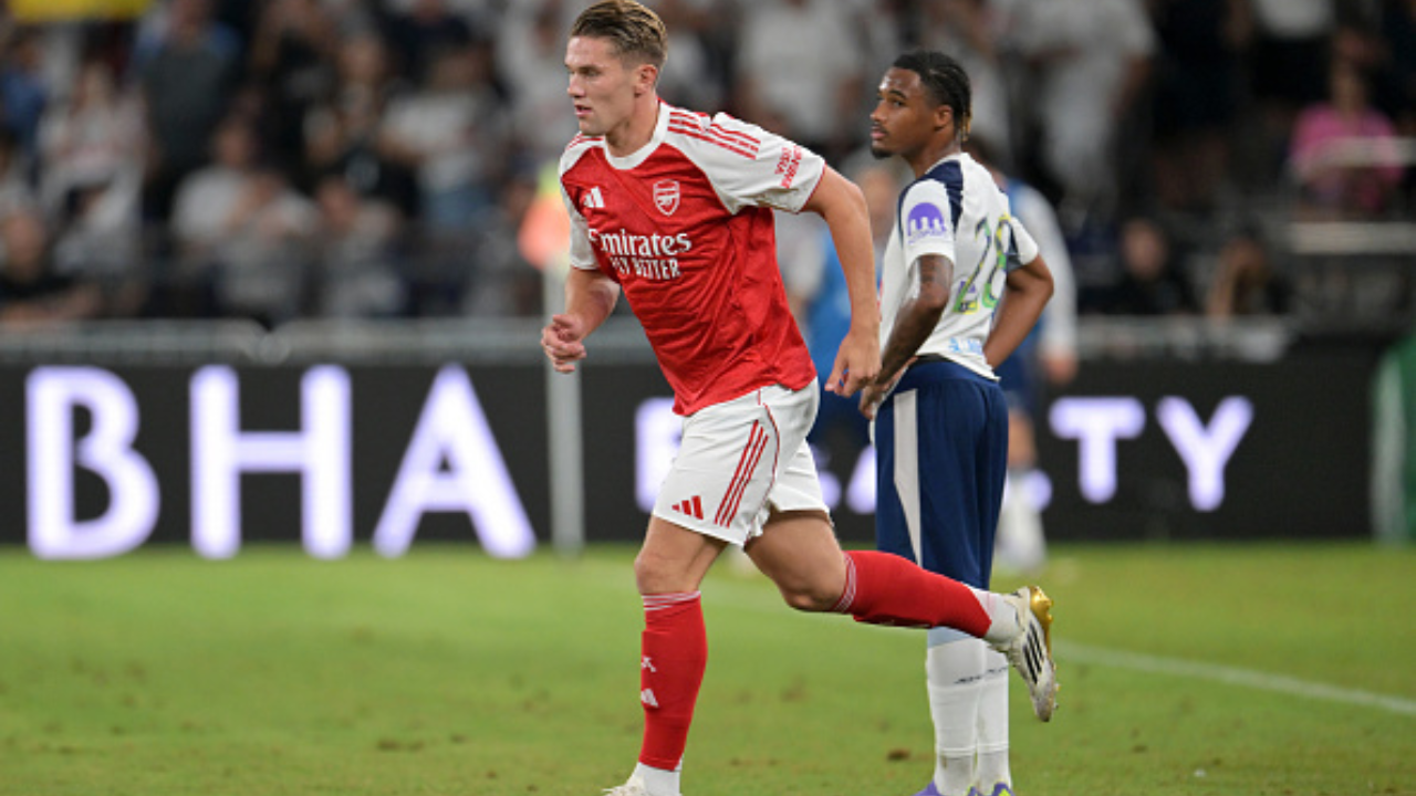 Gyökeres em sua estreia pelo Arsenal | Reprodução/Stuart MacFarlane/Getty Images Embed