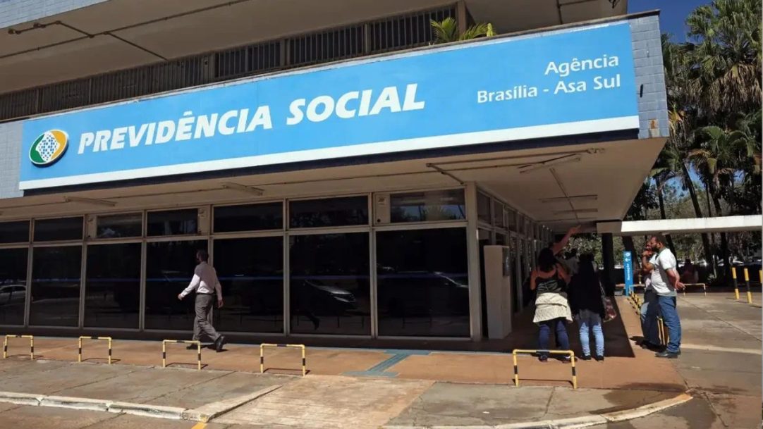 Vítimas de descontos no INSS recebem o reembolso a partir desta semana