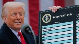 Trump pode estabelecer tarifas globais de 15% a 20%