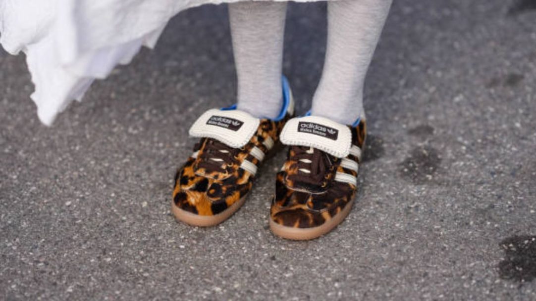 Tênis chuteira são os novos queridinhos do momento