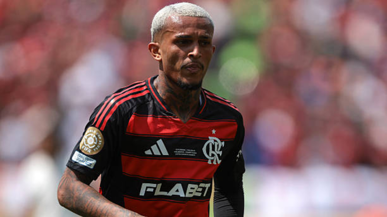 Diretoria se acertou com clube italiano pela vendo do lateral | Reprodução/Jonathan Moscrop/Getty Images Embed