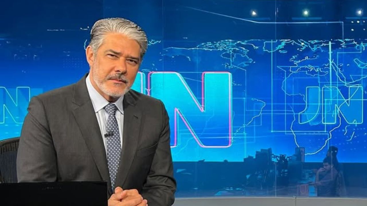William Bonner apresentando o JN | Reprodução/Instagram/@jornalnacional
