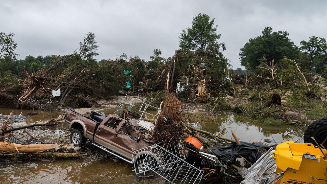 Enchentes no Texas, nos Estados Unidos | Reprodução/Eric Vryn/Getty Images Embed 