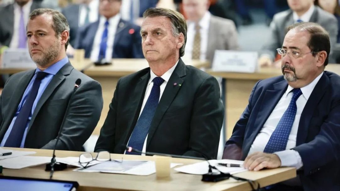 PGR pede ao STF a condenação do ex-presidente Bolsonaro