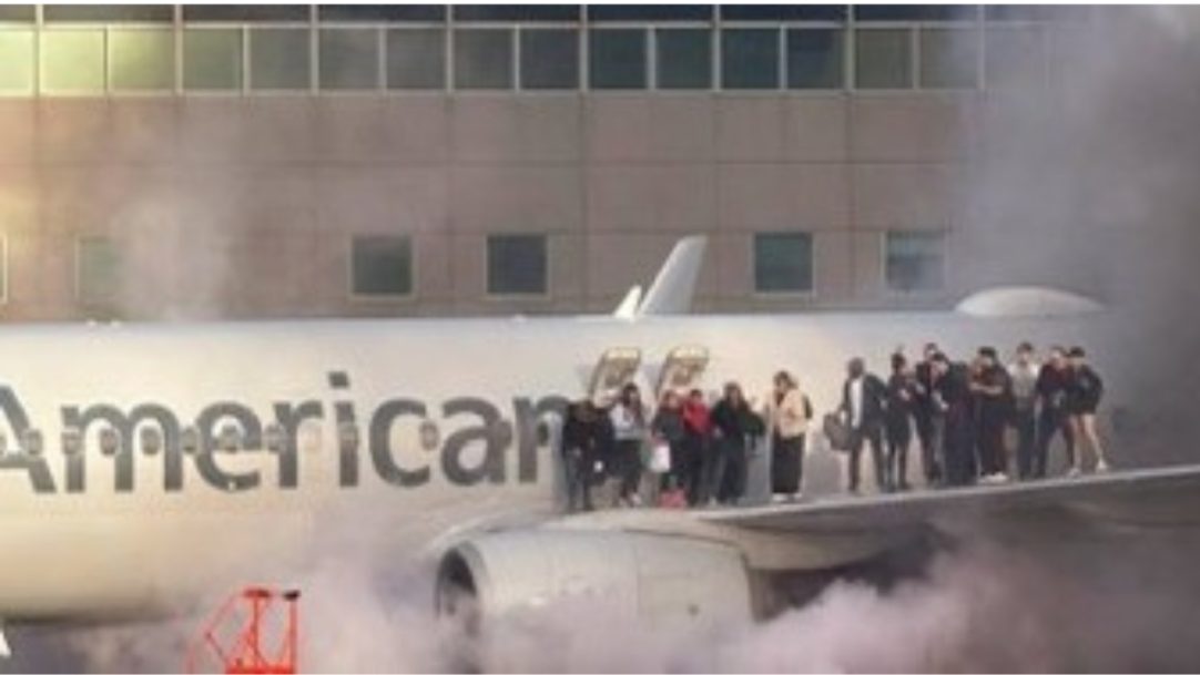 Passageiros são retirados de avião nos eua após princípio de incêndio