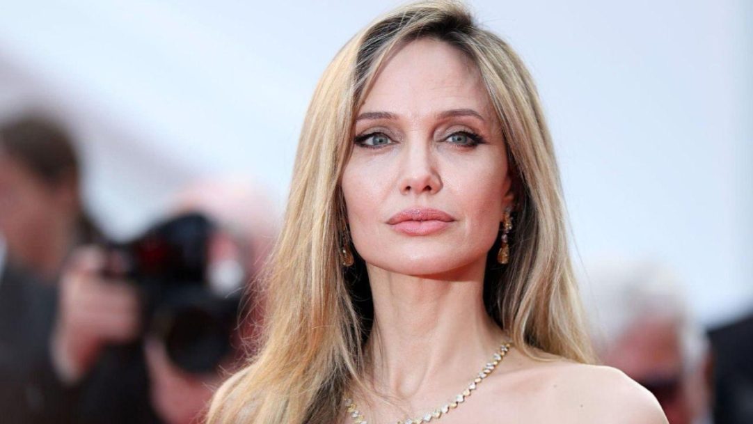 Homem é detido após invadir condomínio residencial de Angelina Jolie