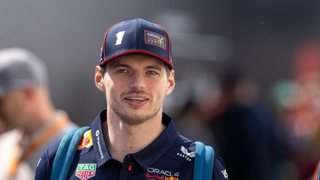 Max Verstappen desconversa sobre futuro da Red Bull em 2026