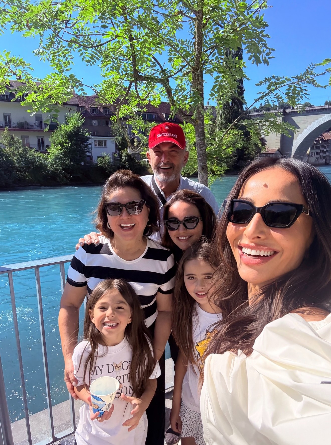 Sabrina Sato e família