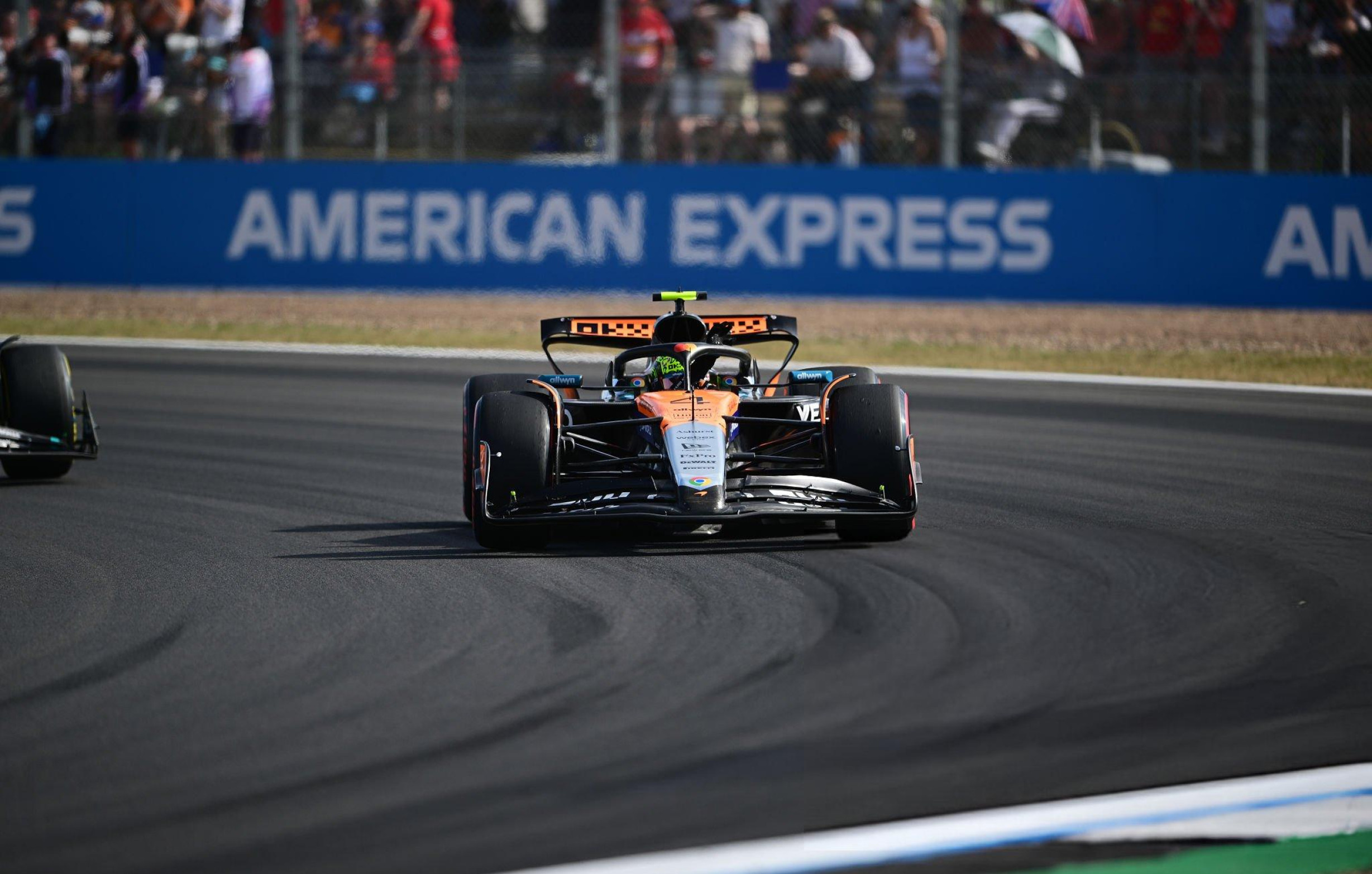 Carro de Lando Norris no TL2 I Reprodução/ 	NurPhoto/ Getty Images Embed