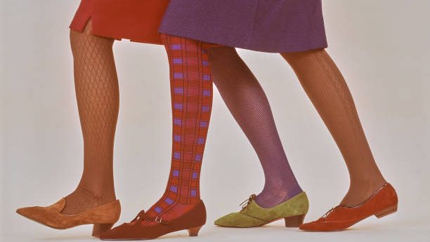 Meias extravagantes servem como ponto de destaque nos looks de inverno