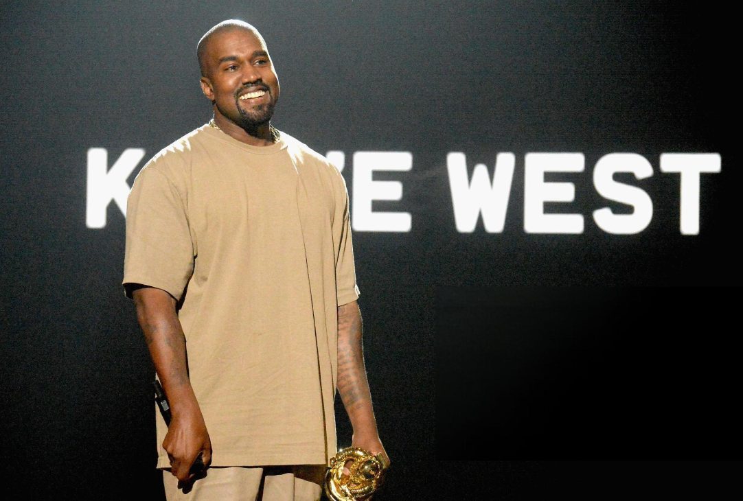 Kanye West confirma show único no Brasil em novembro