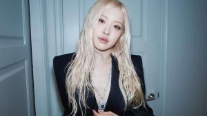 Rosé quebra recorde de permanência na Billboard 200 com álbum solo