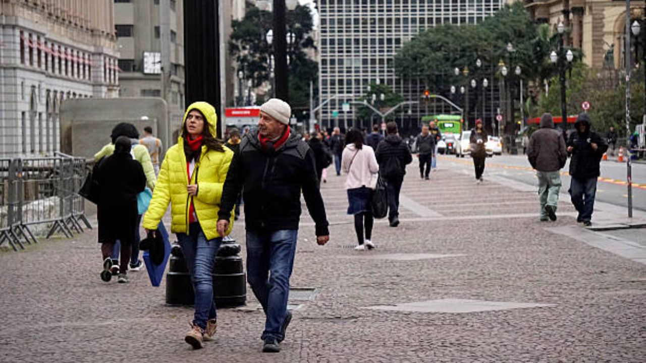 Cidade de São Paulo em clima de inverno |Foto|Reprodução|Getty Images Embed|NurPhoto