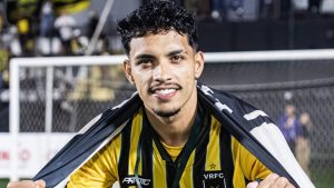 Botafogo fecha com zagueiro Gabriel Bahia