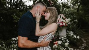 Taylor Swift e Travis Kelce planejam gravidez após casamento, diz fonte