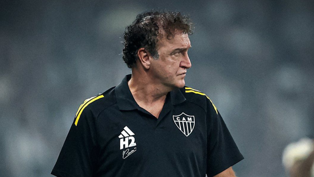 Cuca quebra silêncio sobre possível saída de Scarpa