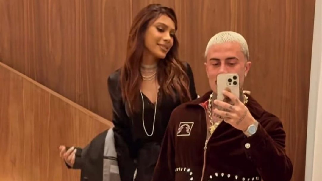 Anitta choca os fãs com o novo visual para a festa de Bruna Marquezine