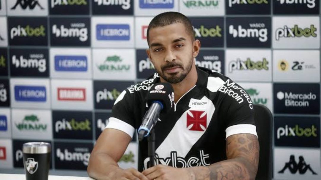 Paulo Henrique, do Vasco, mostra ferimento após choque com Lyanco e emociona torcedores com resiliência