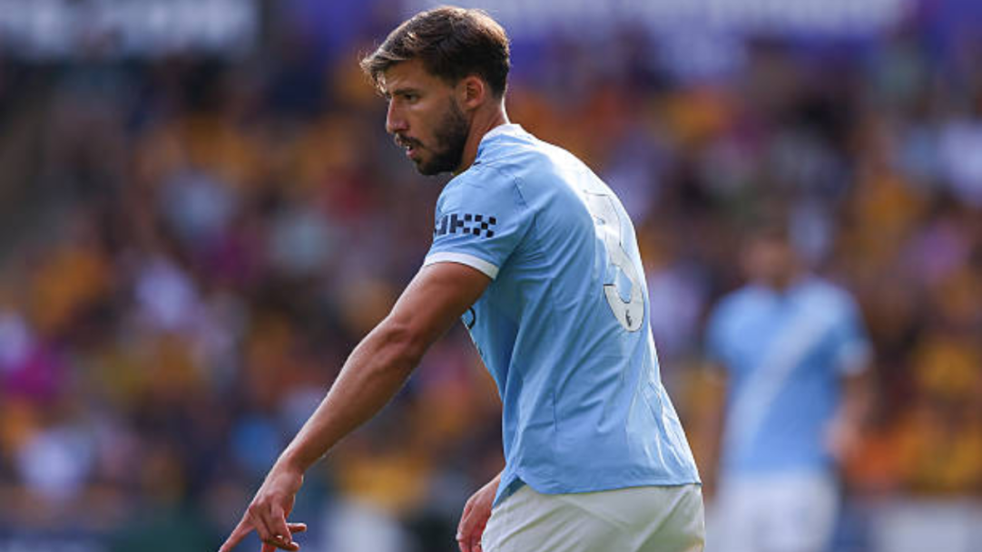 Manchester City renova com Ruben Dias