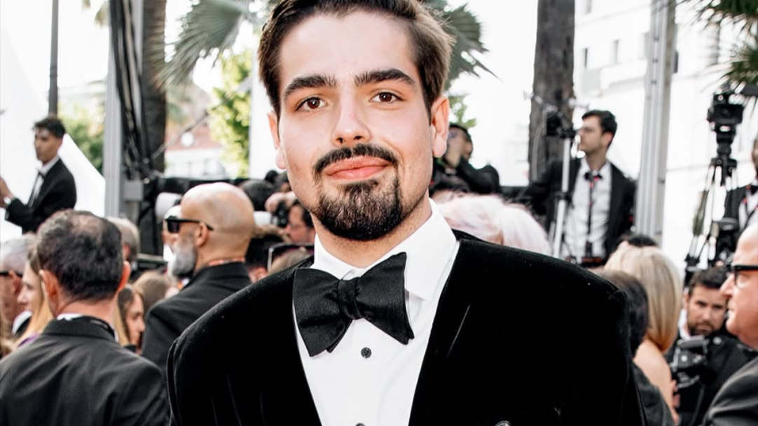 João Silva reúne famosos em festa luxuosa em São Paulo