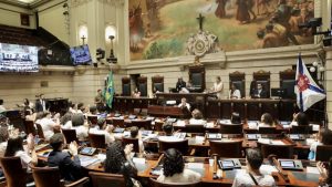Adultização vira pauta de vereadores juvenis da Câmara do Rio de Janeiro