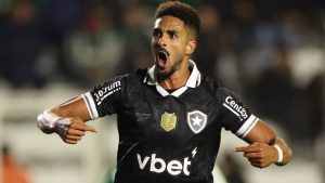 Botafogo vence Juventude no Jaconi depois de 29 anos pelo Brasileirão 2025