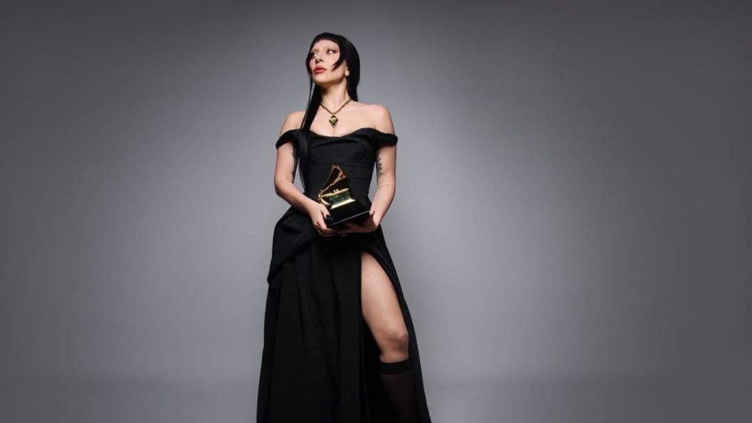 Lady Gaga surpreende fãs na “Mayhem Ball Tour” com performance icônica